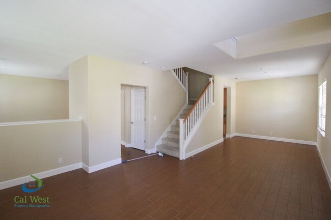 Photo - $4495 - Beautiful and Quiet 4Bd / 2.5Ba ho... House