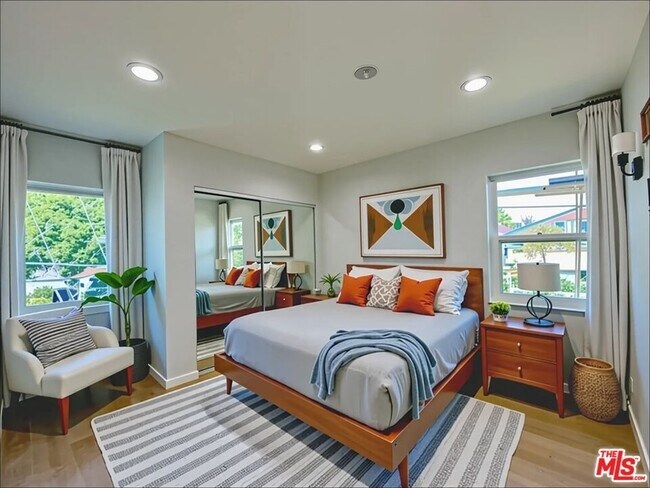 Foto del edificio - 11702 Dorothy St