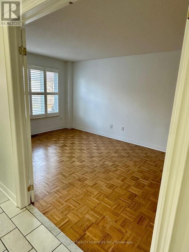 Photo du bâtiment - 2178 Bader Crescent