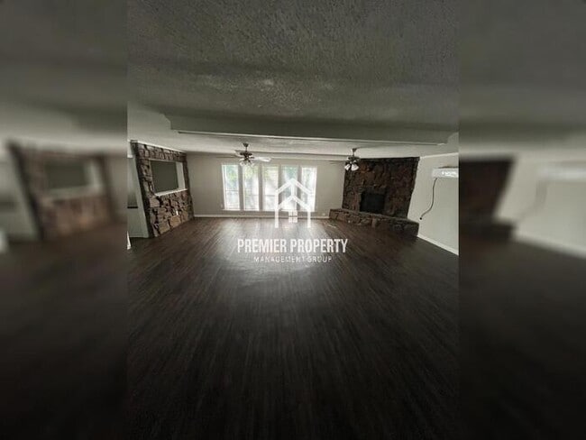 Building Photo - 5071 Holly Ridge Dr