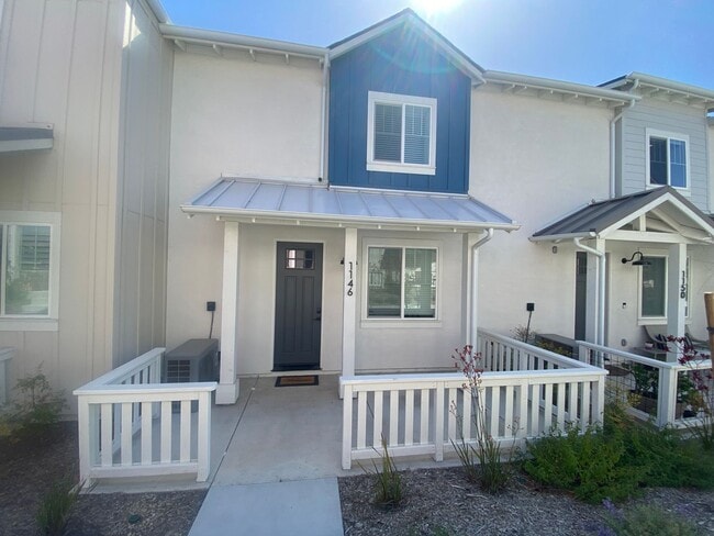 Building Photo - Stunning, brand new 3BD/2.5BA home in Righetti Ranch