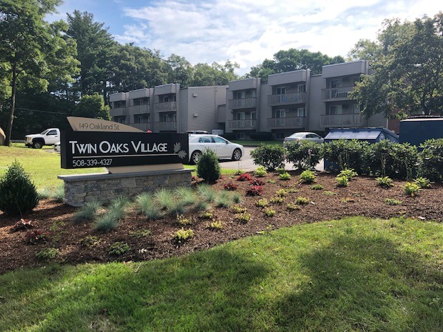 Firma - Twin Oaks Village