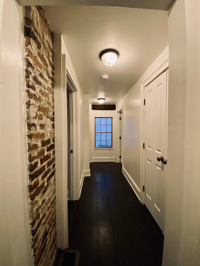 Building Photo - 4002 Chatham St