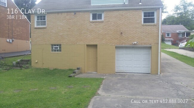 Foto del edificio - 3 bedroom 1 bath Penn Hills Fall special $...