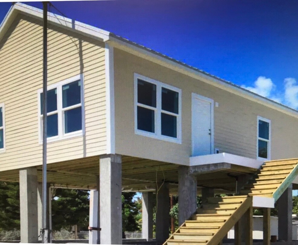 129 Cunningham Ln, Big Pine Key, FL 33043 Apartments Big Pine Key, FL