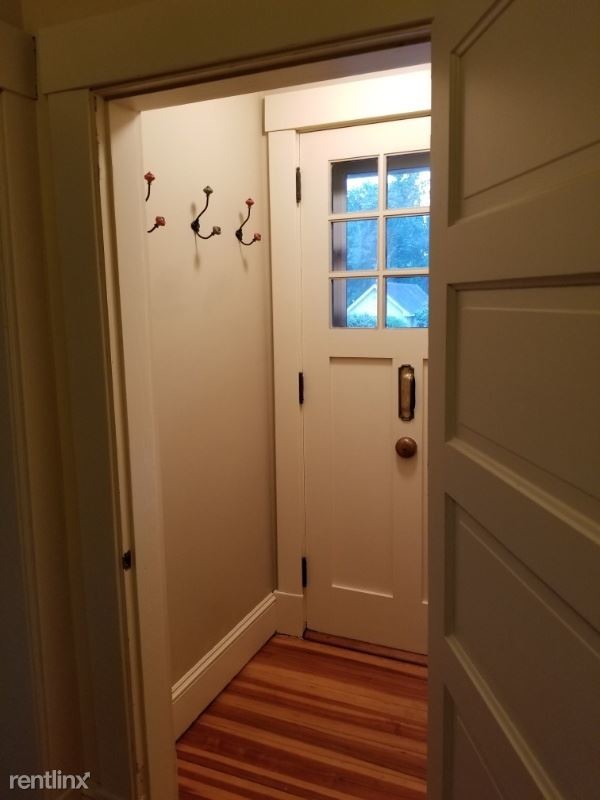 Foto del edificio - 3 br, 1.5 bath House - 21 West Street