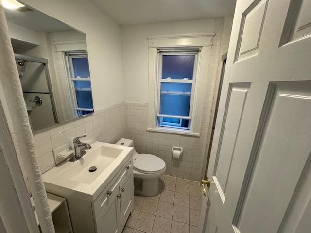 Building Photo - 2817 Zulette Ave