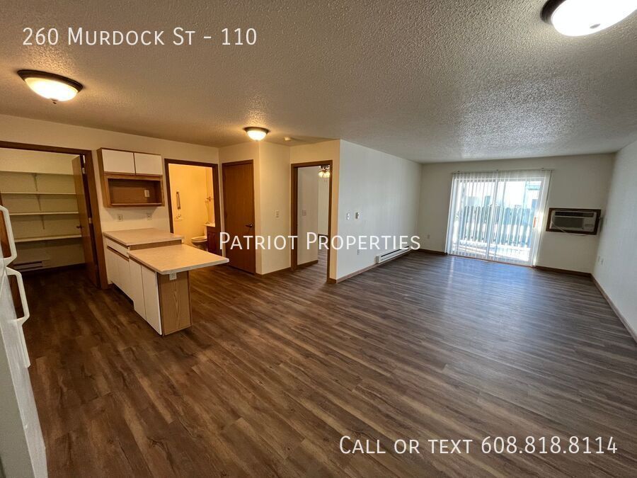 Primary Photo - 260 Murdock St