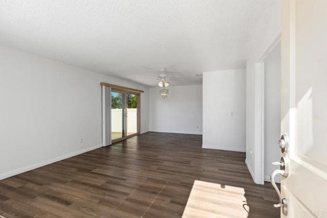 Building Photo - 1662 Forestdale Dr