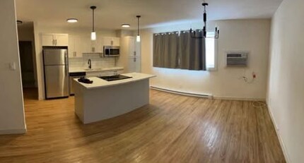 Photo du bâtiment - 690 Jefferson Ave