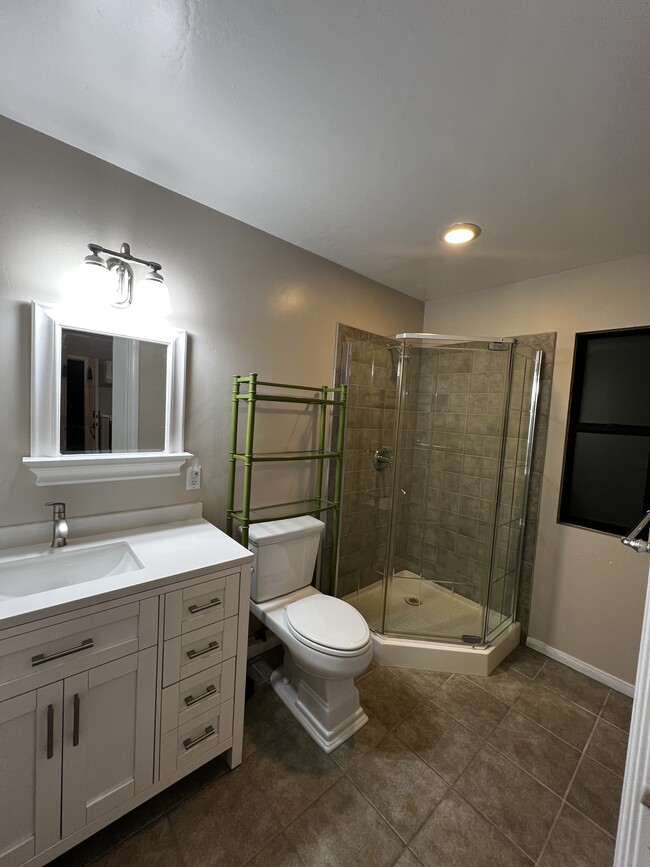 Bathroom - 4209 Dakota Dr