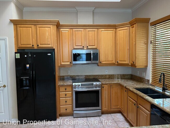 Building Photo - 3 br, 2 bath House - 10157 SW 48th Place