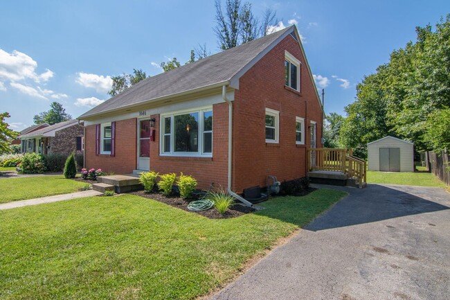 Building Photo - 1646 Wyatt Pky