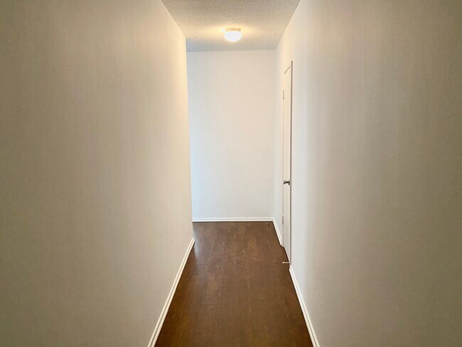 Foto del edificio - 1350 N Citrus Ave