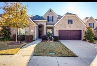 Building Photo - 2035 Grassland Dr
