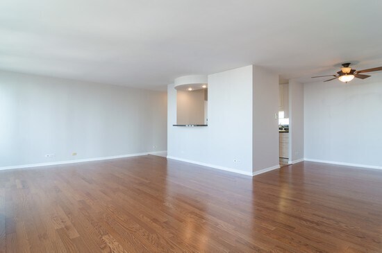 Foto del edificio - 111 E Chestnut St