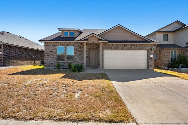 Building Photo - 1602 Gigante Dr