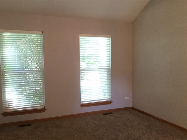 Foto del edificio - 2122 Willow Lakes Dr