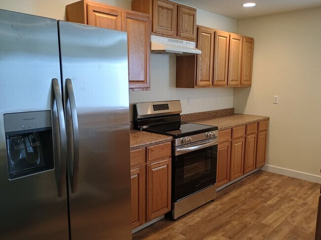 Foto del edificio - Freshly Painted Duplex in the Heart of Silverdale