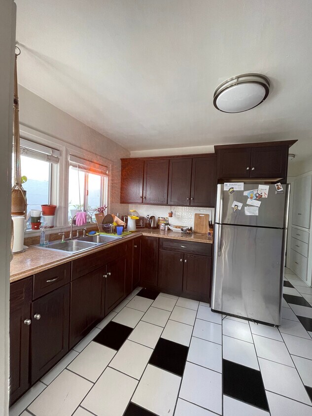 Kitchen Entrance - 750 4th St