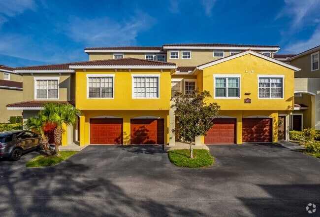 Building Photo - 5001 Baraldi Cir