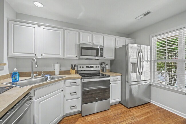 Photo - 549 Tayrn Dr (Charleston, SC) Townhome