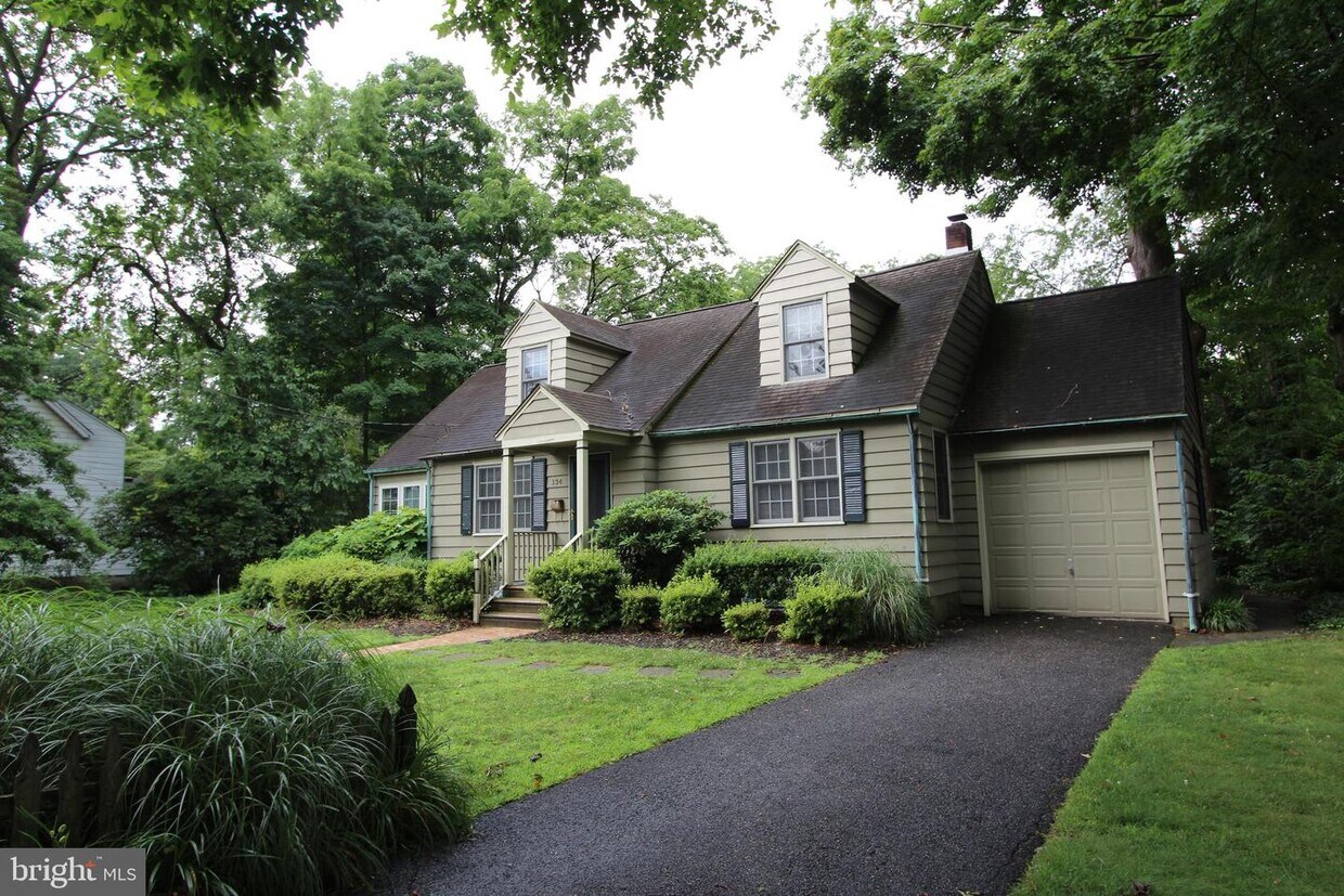 134 Peyton Ave, Haddonfield, NJ 08033 House Rental in Haddonfield, NJ