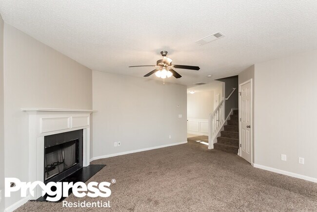 Foto del edificio - 1883 Roble Dr