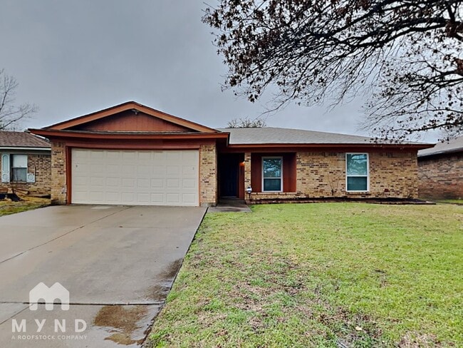 Building Photo - 3528 Park Lake Dr