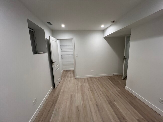 Foto del edificio - 2322 W Montana St