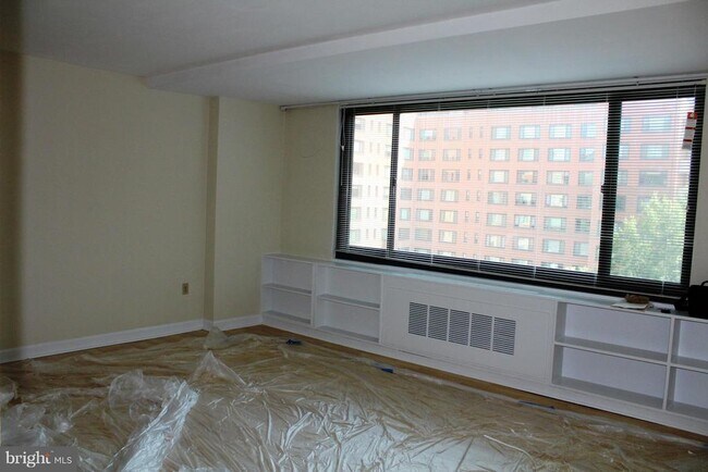 Foto del edificio - 1011 Arlington Blvd