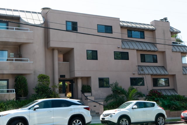 Building Exterior - 1115 Pearl St