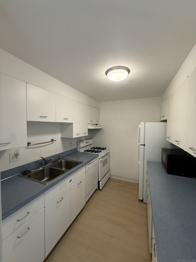 Foto del edificio - 30 Woodland St