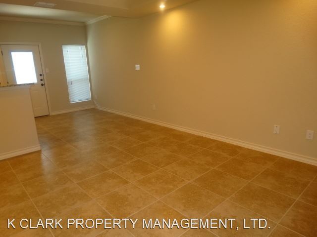 Foto del edificio - 3 br, 2.5 bath House - 7108 MICAYLA COVE #102