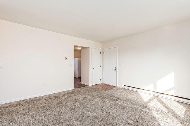 Building Photo - 2583 Red Rock Blvd