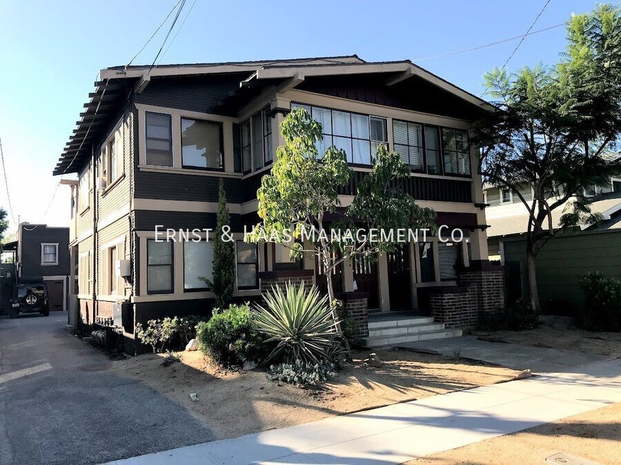 Primary Photo - Beautiful Craftsman Studio Apartment in Pr...