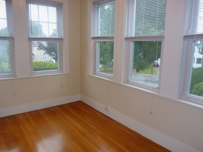 Foto del edificio - 121-123-123 Hammond Rd