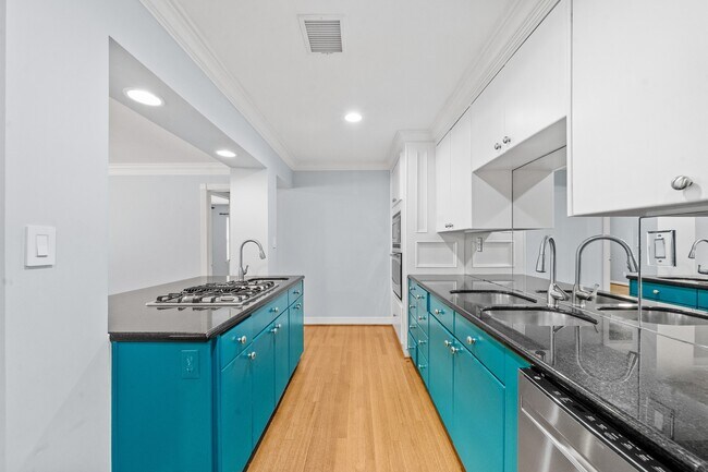 Foto del edificio - 6031 Moonmist Dr