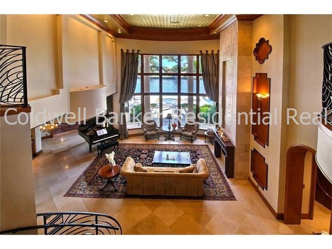 Foto del edificio - 240 N Compass Dr