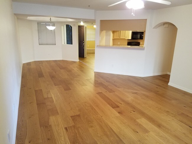 Building Photo - 5104 N 32nd St