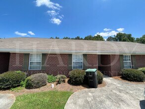 Building Photo - 6-4 Pintail Ct