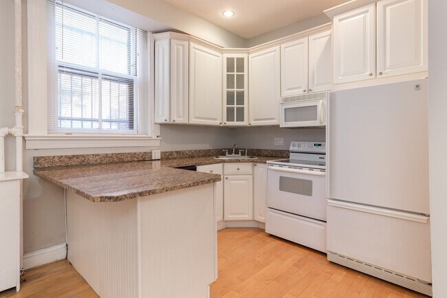 Foto del edificio - 135 Marlborough St