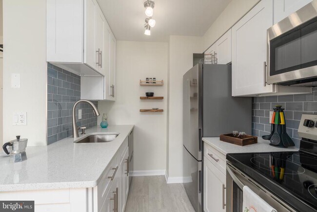 Building Photo - 2440 16th St NW