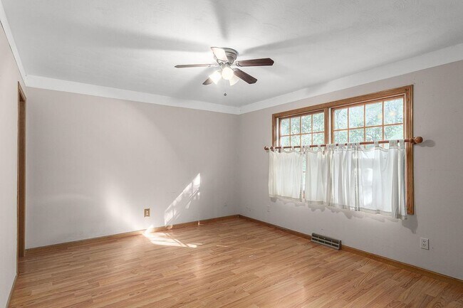 Foto del edificio - 4306 S Indian Lake Dr