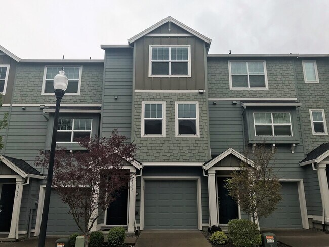 Foto del edificio - Beautiful Townhome Near Murray Hill & Wash...