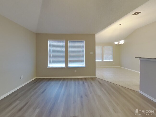 Foto del edificio - 1129 Cumberland Dr