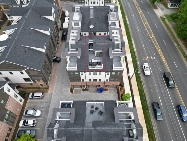 Building Photo - 4121 Selwyn Walk Ct