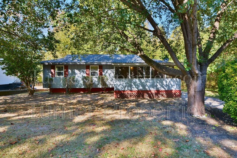 Primary Photo - 113 Aster Dr