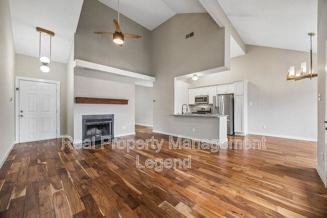 Building Photo - 2506 Wedglea Dr