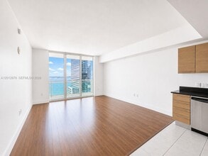 Building Photo - 951 Brickell Ave